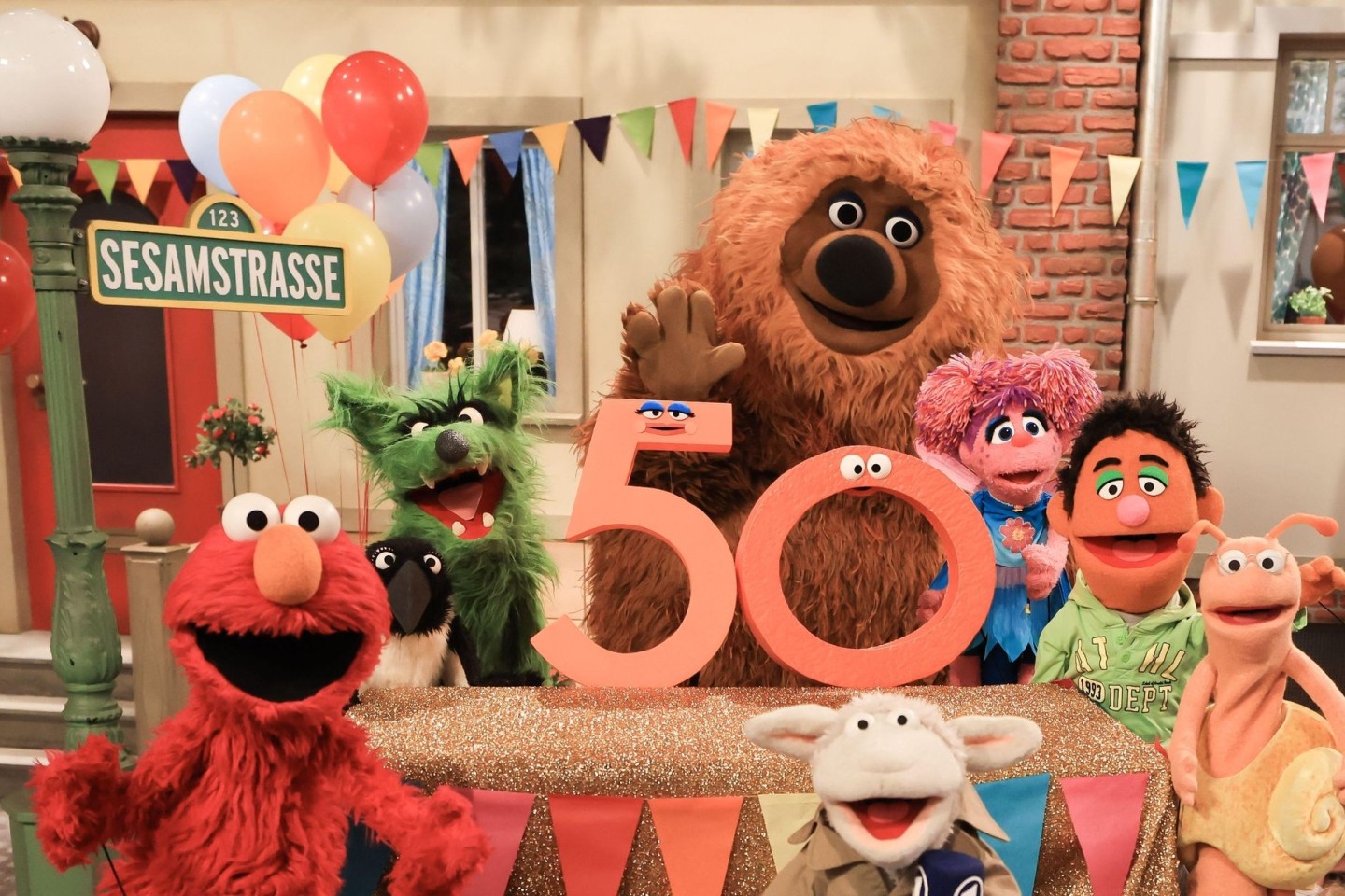 Am 8. Januar feiert die deutsche Sesamstraße ihr 50-jähriges Jubiläum.