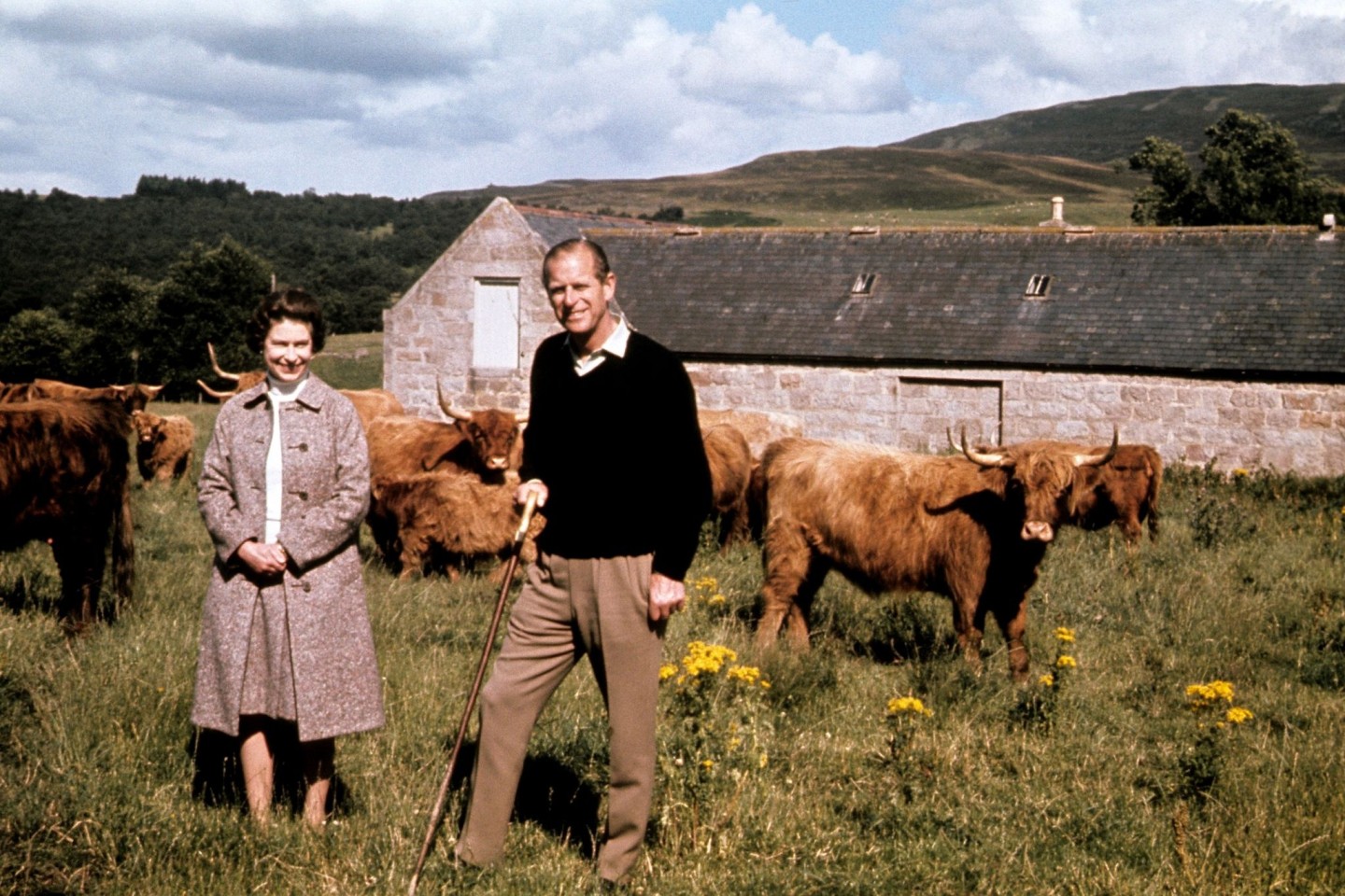 Königin Elizabeth II. und Prinz Philip feiern in Schottland Silberhochzeit.