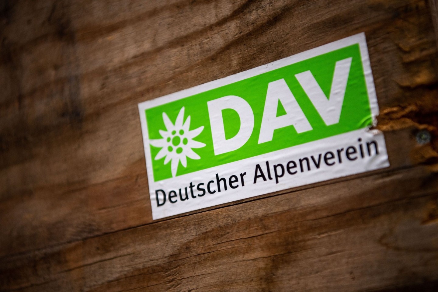 Der Deutsche Alpenverein (DAV) hat erstmals eine umfassende CO2-Bilanz all seiner Aktivitäten vorgelegt.