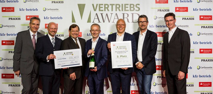 Die Auto-Zentrale Thiel gewinnt den 3. Platz des „kfz-betrieb“-Vertriebs-Award 2017
