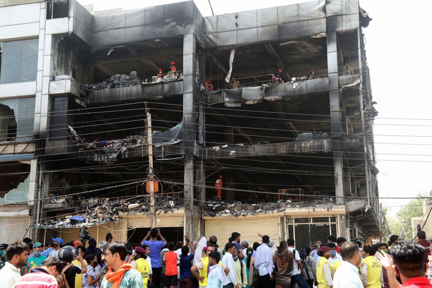 Abgebrannt - das Geschäftshaus in Neu Delhi, in dem 27 Menschen den Tod fanden.