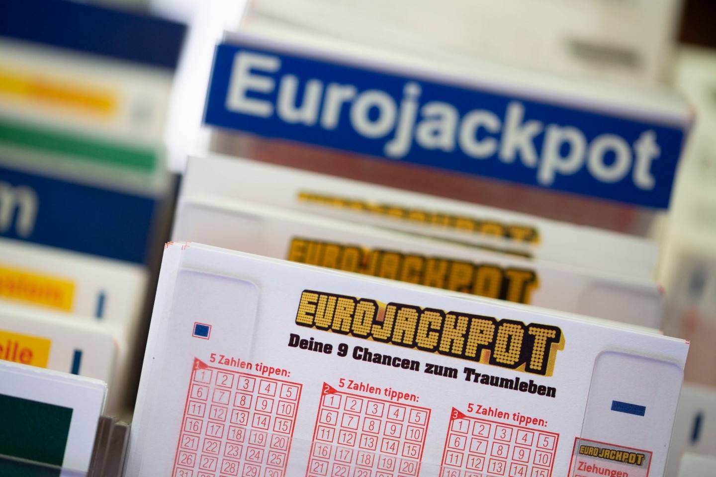 Kein europäischer Lottospieler konnte am Dienstag den Jackpot knacken.