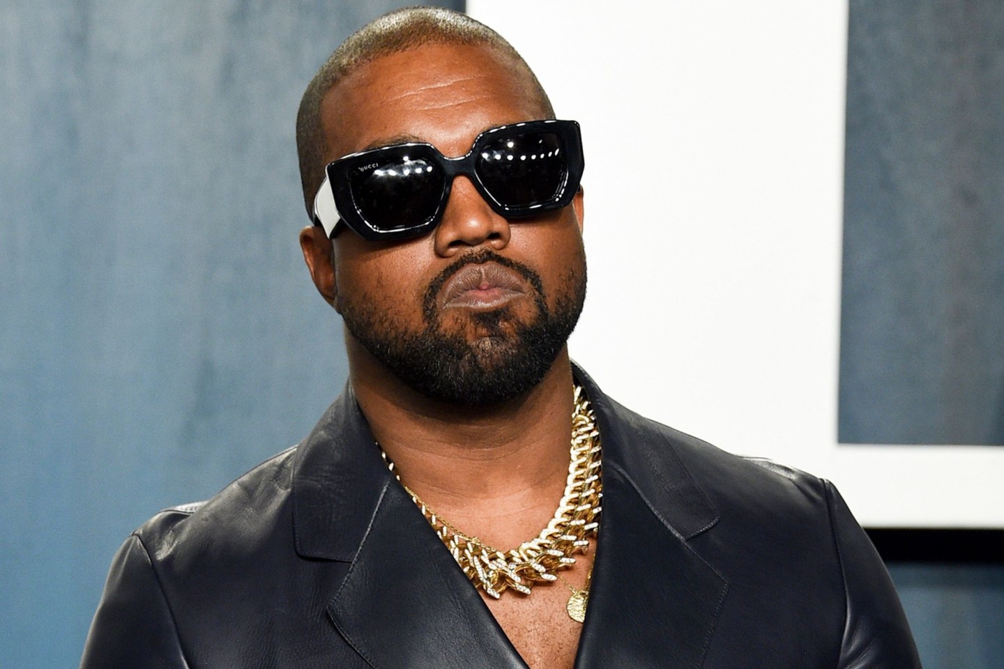 Kanye West droht eine millionenschwere Klage.