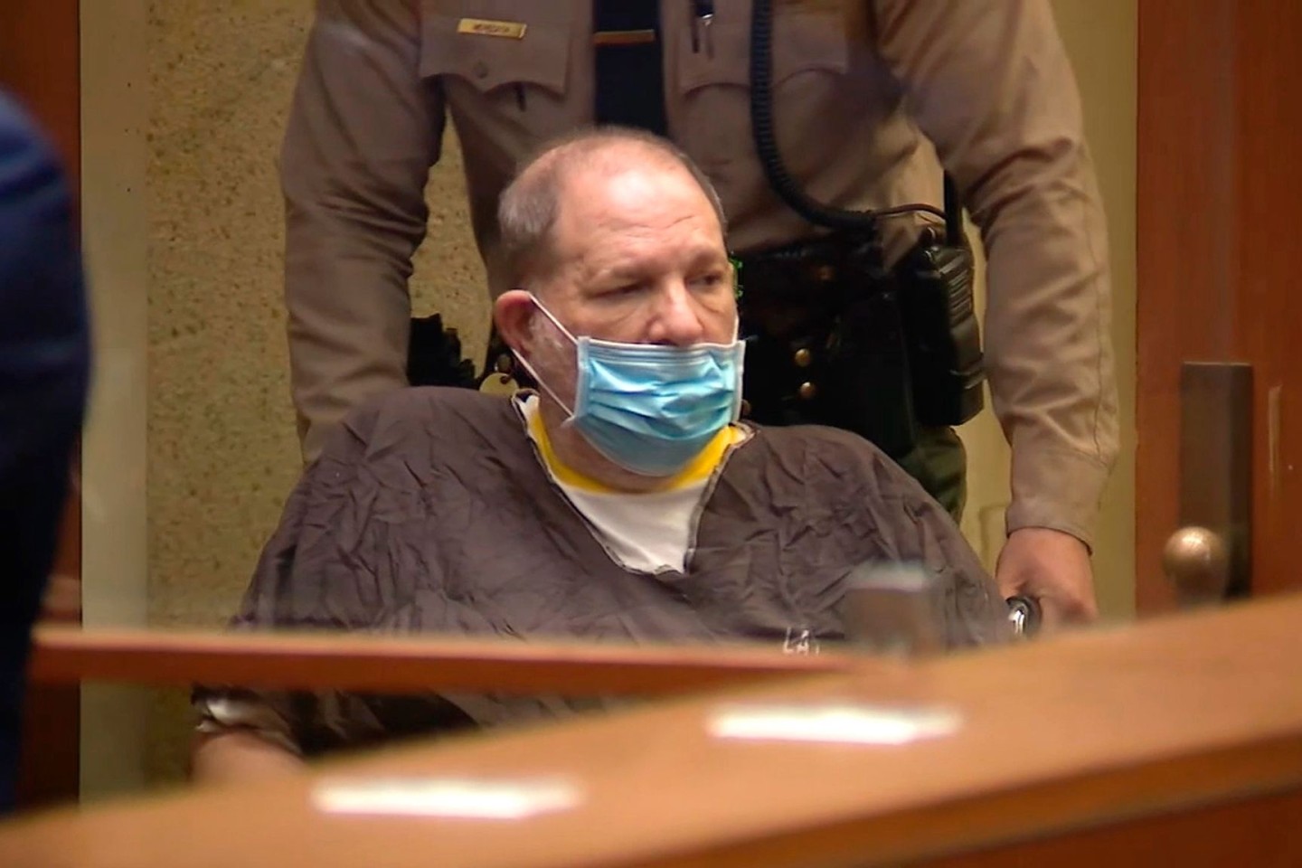 Der verurteilte Vergewaltiger und in Ungnade gefallene Film-Mogul Harvey Weinstein bei einer Anklageverlesung Los Angeles.
