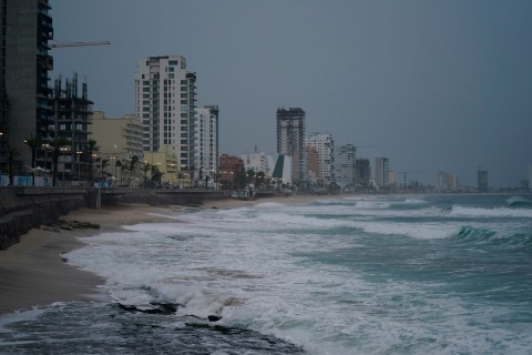 Hurrikan «Orlene» löst sich über Mexiko auf
