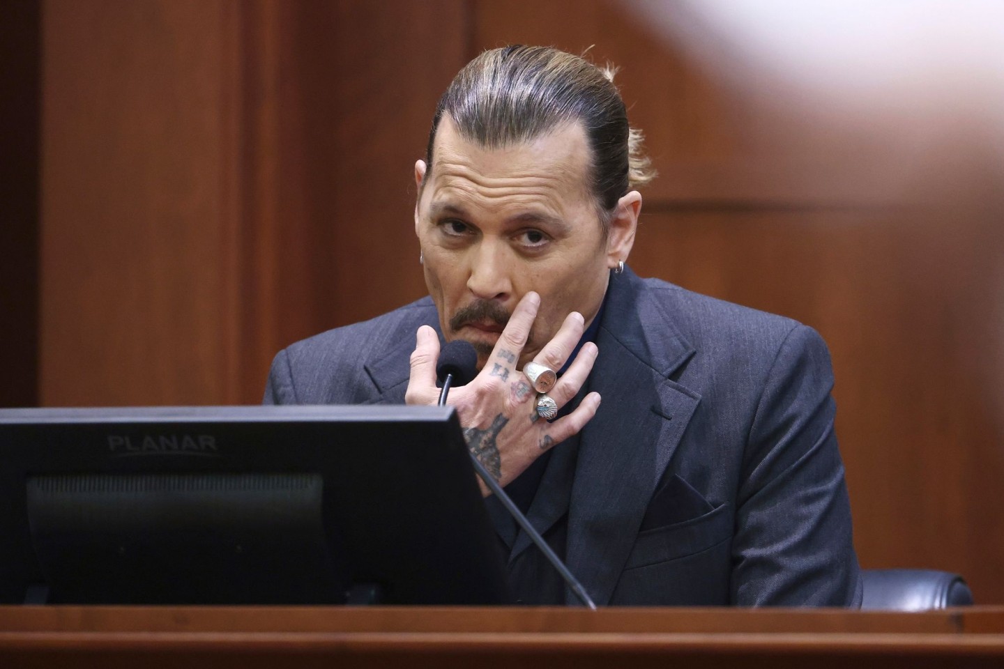 Johnny Depp im Gerichtssaal in Fairfax, Virginia.