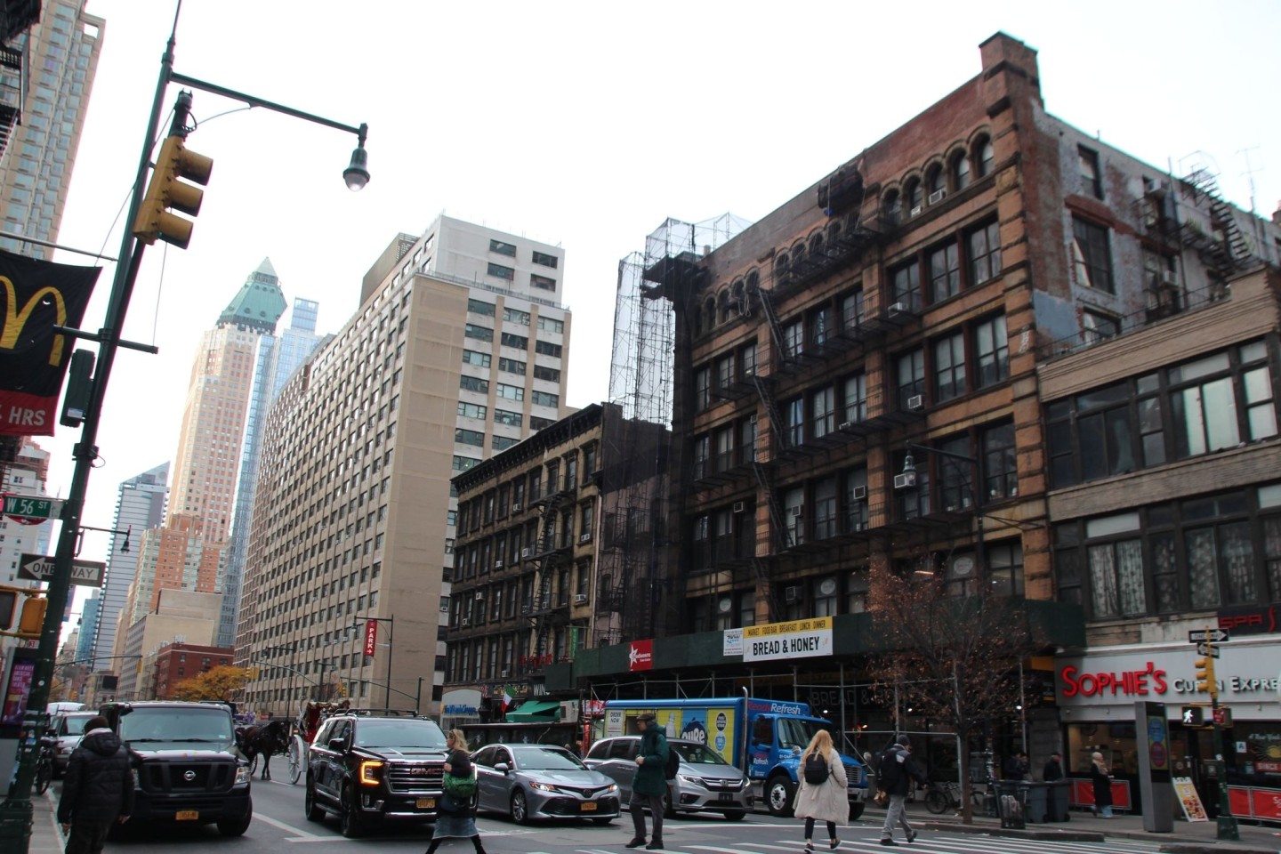 In der 939 Eight Avenue hat Joseph Pilates sein erstes Studio in New York eröffnet.