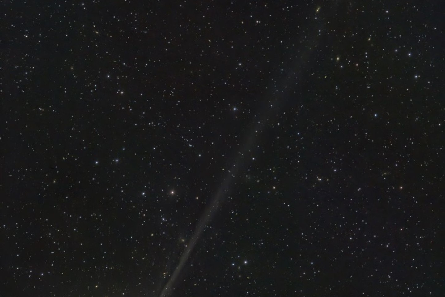 Ein ganz selter Anblick: Der Komet C/2022 E3 (ZTF) kommt nur alle rund 50.000 Jahre vorbei.
