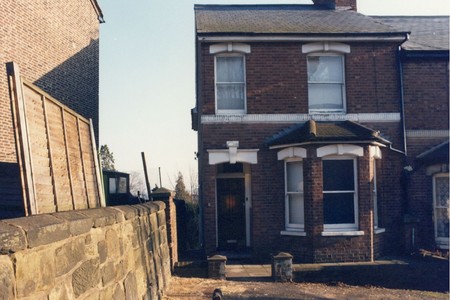 Das Wohnhaus in Tunbridge Wells (Kent), in dem 1987 eine junge Frau tot aufgefunden wurde.