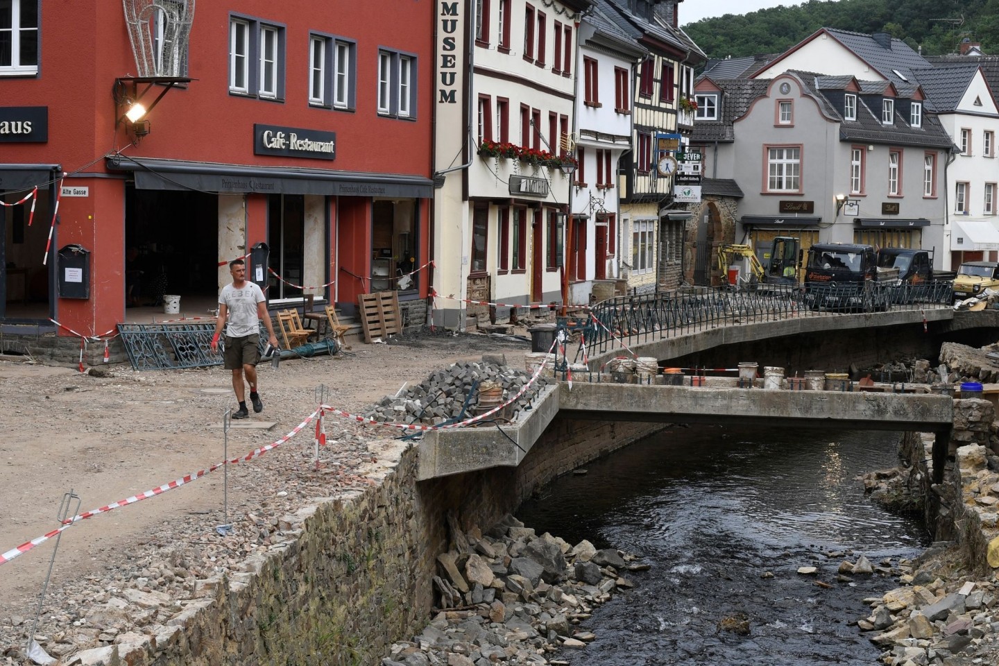 Bad Münstereifel - einen Monat nach der Hochwasserkatastrophe.