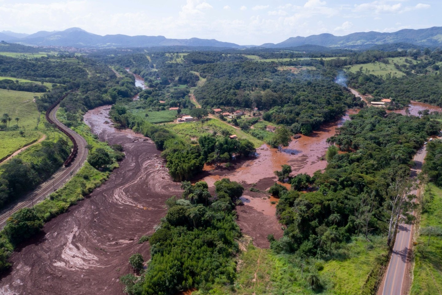 Die Schlammlawine nach dem Dammbruch an der Mine Córrego do Feijão am 25. Januar 2019 in der Nähe der Gemeinde Brumadinho.