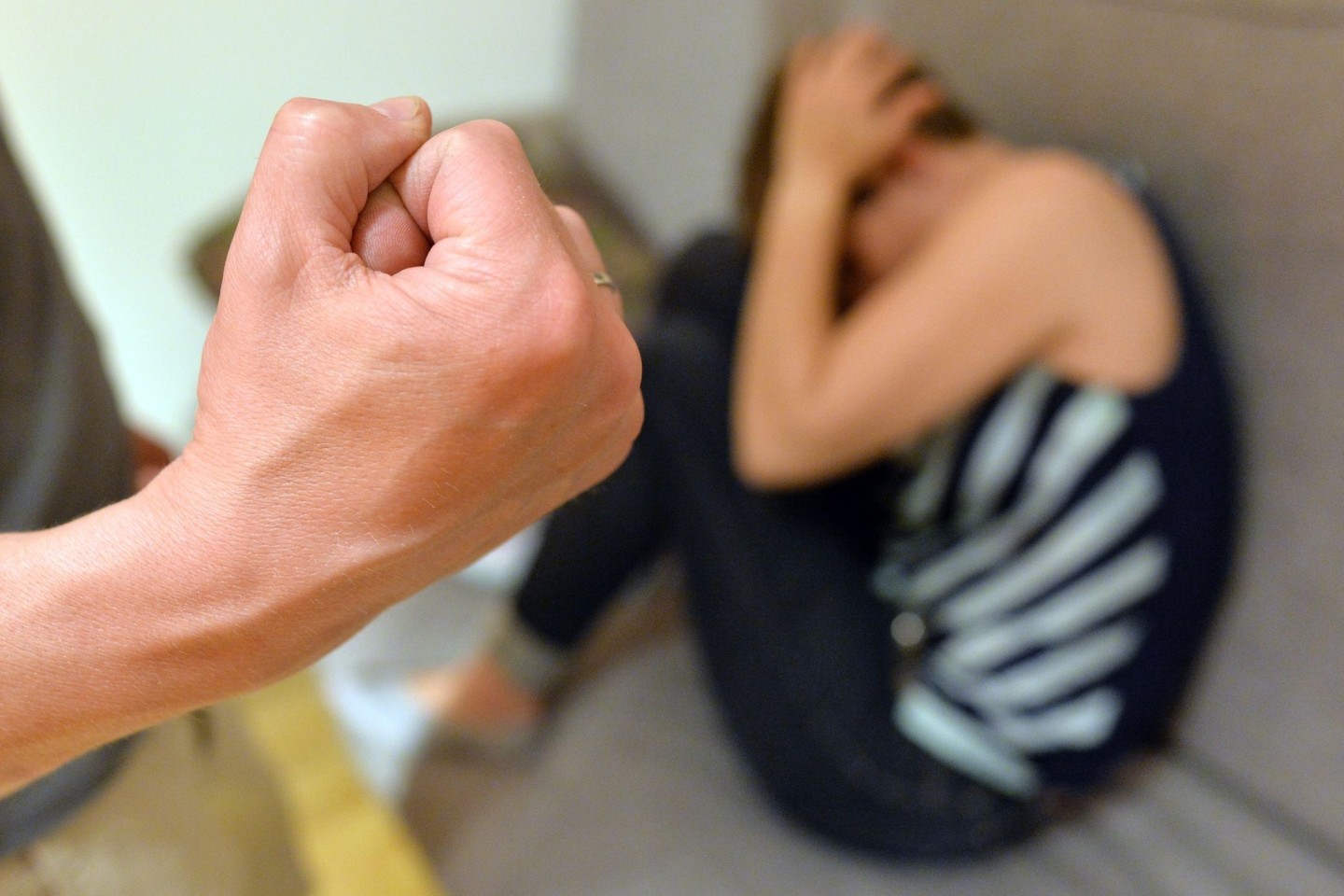 «Wir merken bei der telefonischen Beratung eine Zunahme von häuslicher Gewalt».