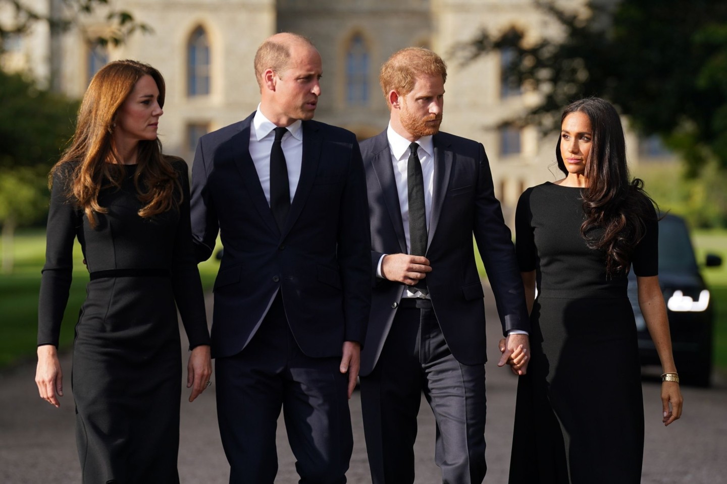 Kate (l-r), Prinzessin von Wales, William, Prinz von Wales, Prinz Harry, Herzog von Sussex, und seine Frau Meghan, Herzogin von Sussex, erstmals wieder vereint in der Öffentlichkeit. Hier a...