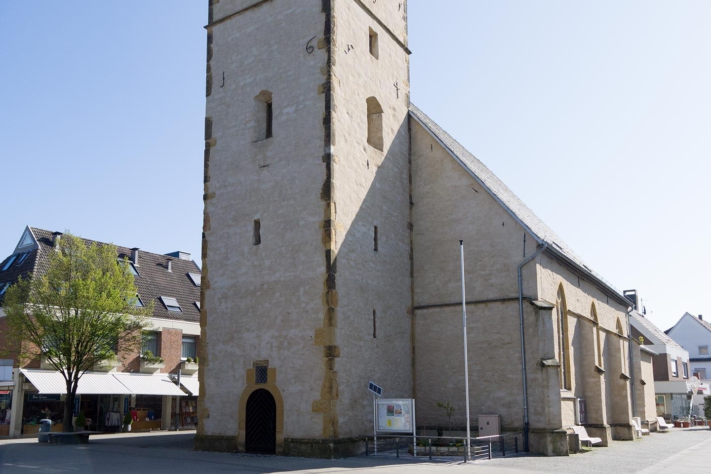 Stadtkirche Rheda von vorn
